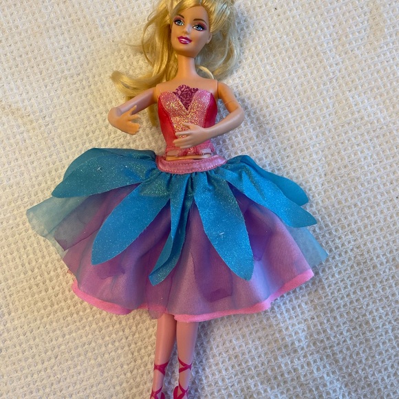 Barbie in the pink shoes transforming ballerina Kristyn doll - Picture 2 of 8